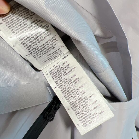 Adidas by Stella McCartney Truenature Rain.RDY Jacket NWT M - Picture 8 of 9